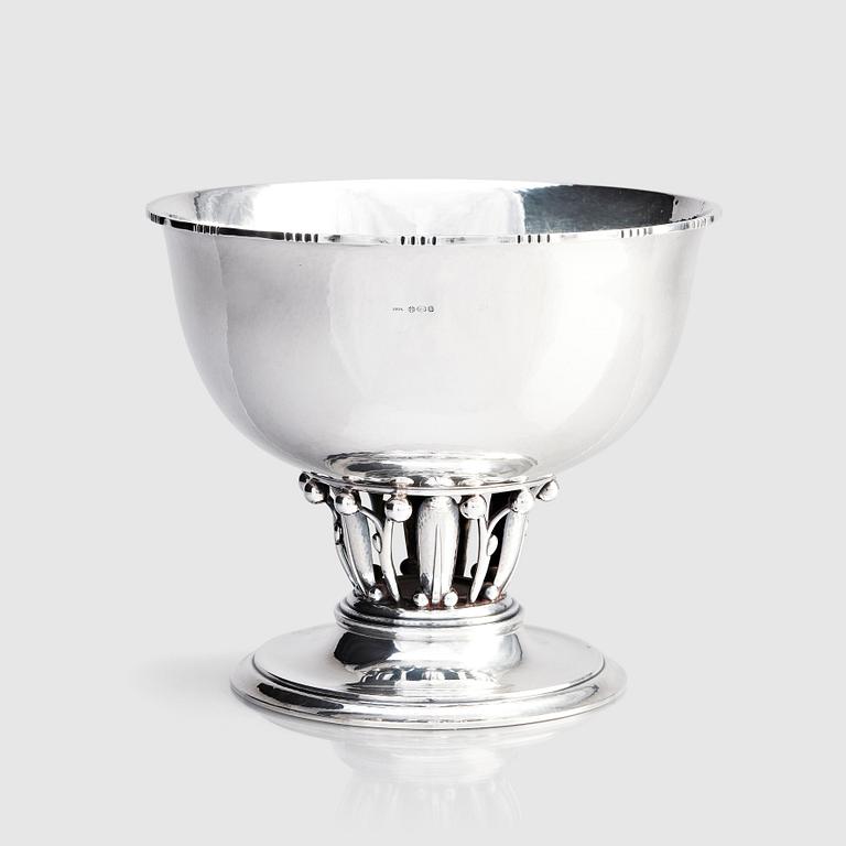 Georg Jensen, skålar på fot, ett par, Köpenhamn 1953, sterling, design nr 19A.