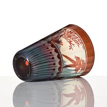 Gunnar Cyrén, a 'graal' vase, Orrefors, Sweden 1988.