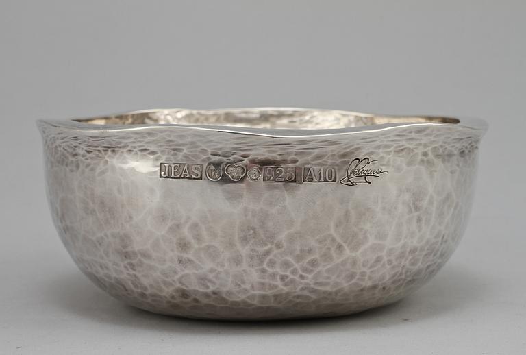 SKÅL, sterlingsilver, Stengårds silversmide, Visby, 1975. Vikt 595 g.
