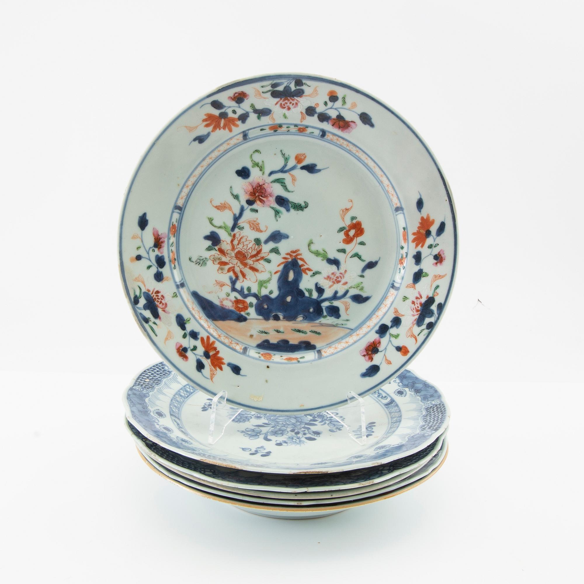 Plates, six pieces, porcelain. Qing Dynasty, Qianlong period (1736-95).
