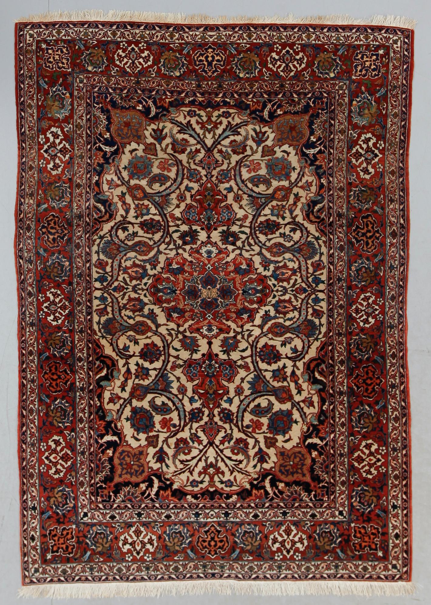 MATTA, Isfahan, ca 210 x 147 cm.