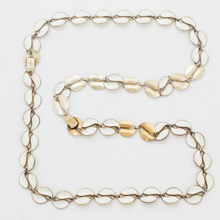 COLLIER, 2 st, förgyllt sterlingsilver och emalj, David Andersen, Norge, 1950/60-tal.