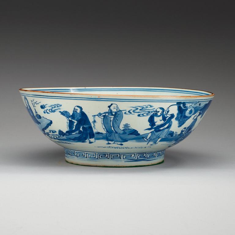 A large blue and white Transitional bowl, 17th Century. With Hallmark.