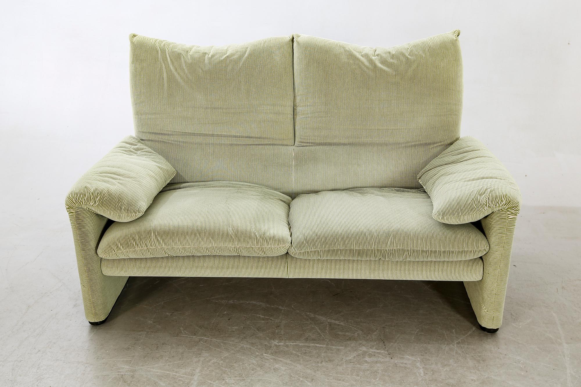 VICO MAGISTRETTI, Sofa "Maralunga", Cassina, Italy.