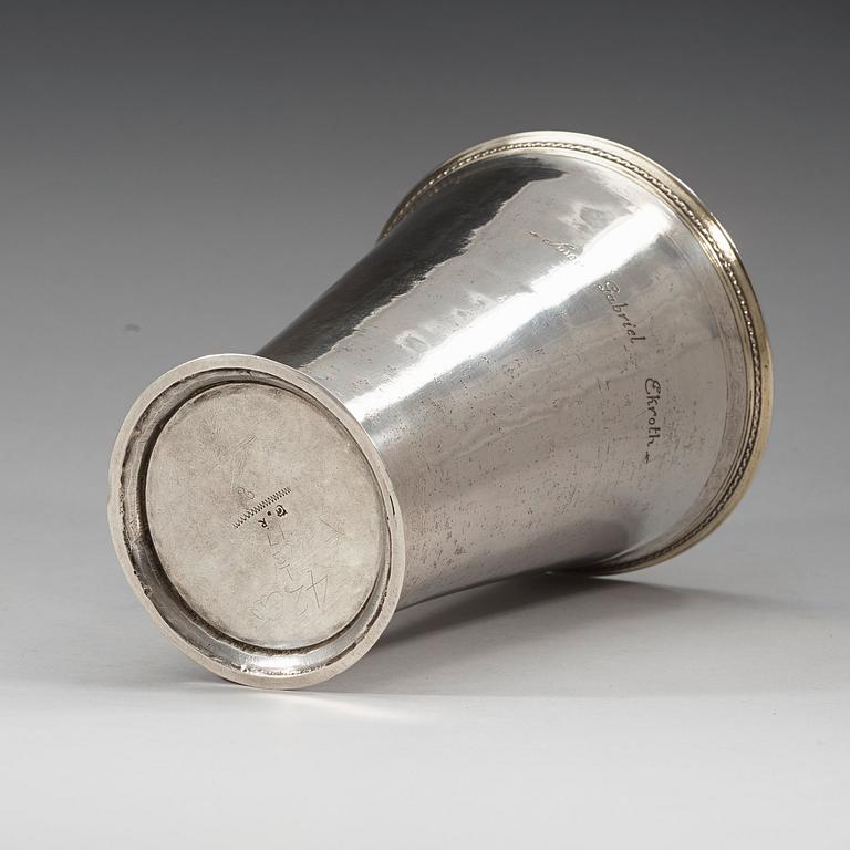 A Swedish 18th century parcel-gilt beaker, marks of Johan Rudman, Gävle (1689-1727 (1734-)).