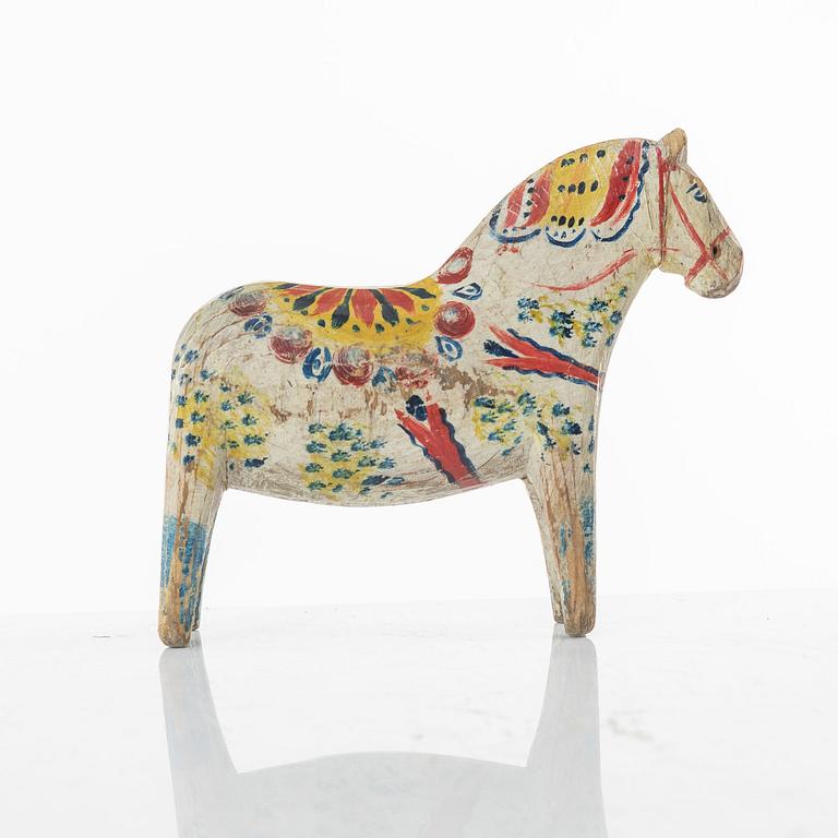 Dalahäst, troligen Nissergården, Vattnäs, Dalarna, 1900-talets första hälft.