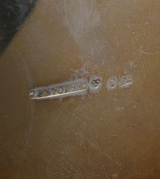 SOCKERSKÅL MED LOCK, silver. JE Torsk, Stockholm 1896. Ca 410 g.