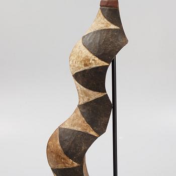 A sculpture, "a-Mantsho-ña-Tshol", reportedly from Baga, Senegal, from the second half of the 20:th century.