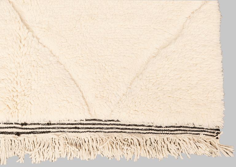 Rug, Morocco, approx. 243 x 155 cm.