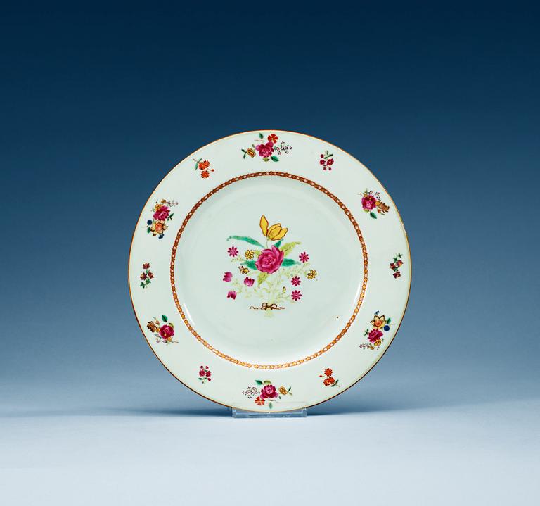 A set of 14 famille rose dinner plates, Qing dynasty, Qianlong (1736-95).