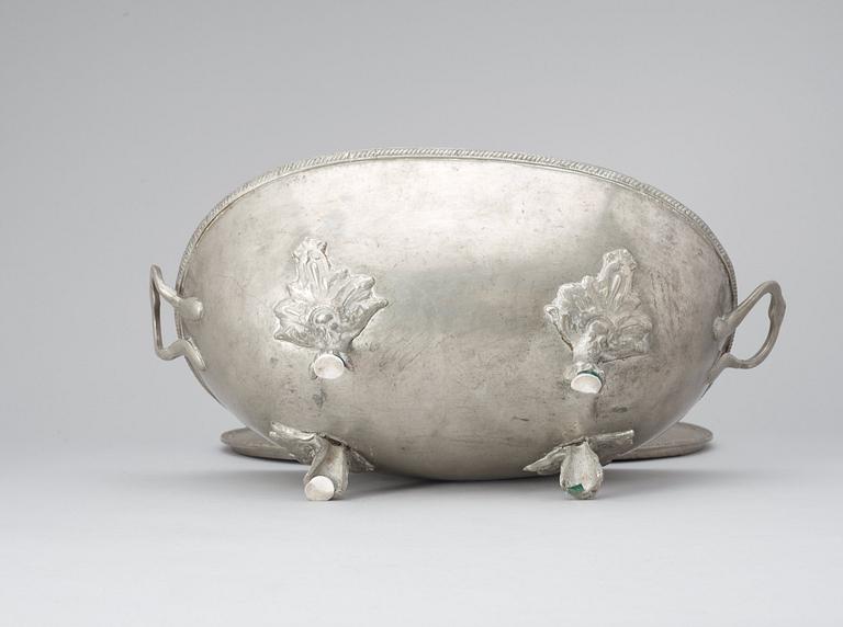 A late Gustavian pewter tureen with cover by J. Wiklund.