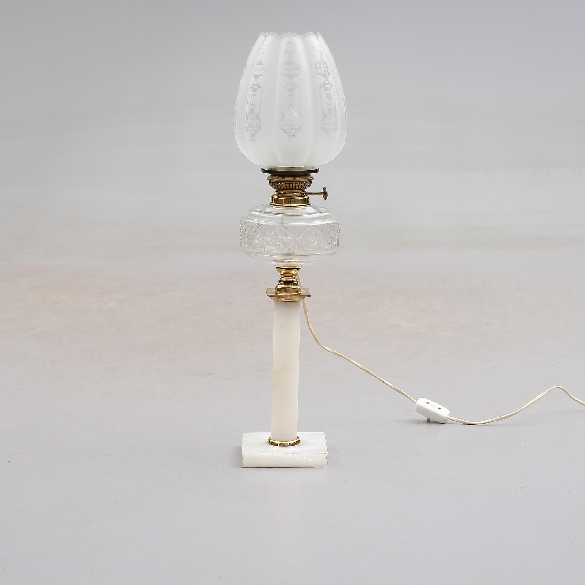 BORDSLAMPA, 1900-talets början.