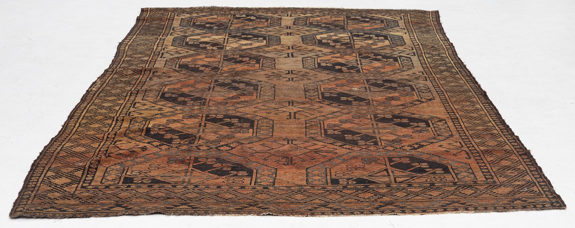 Matta, anitk/semiantik, Afghanistan, ca 286 x 180 cm.