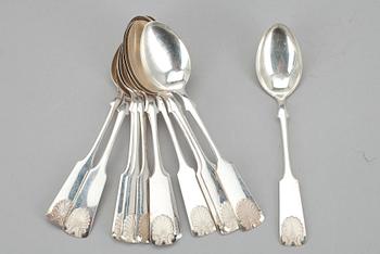 KAFFESKEDAR, 12 st, silver, finska stämplar, 1970-80-tal. Vikt ca 105 g.