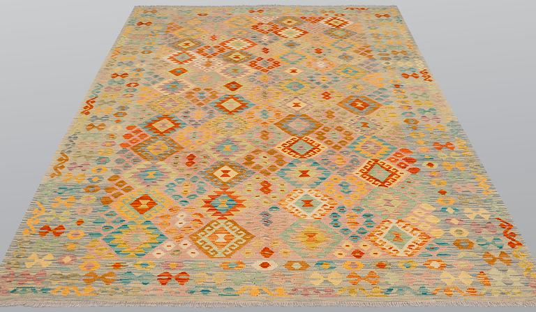 A carpet, Kilim, ca 303 x 202 cm.