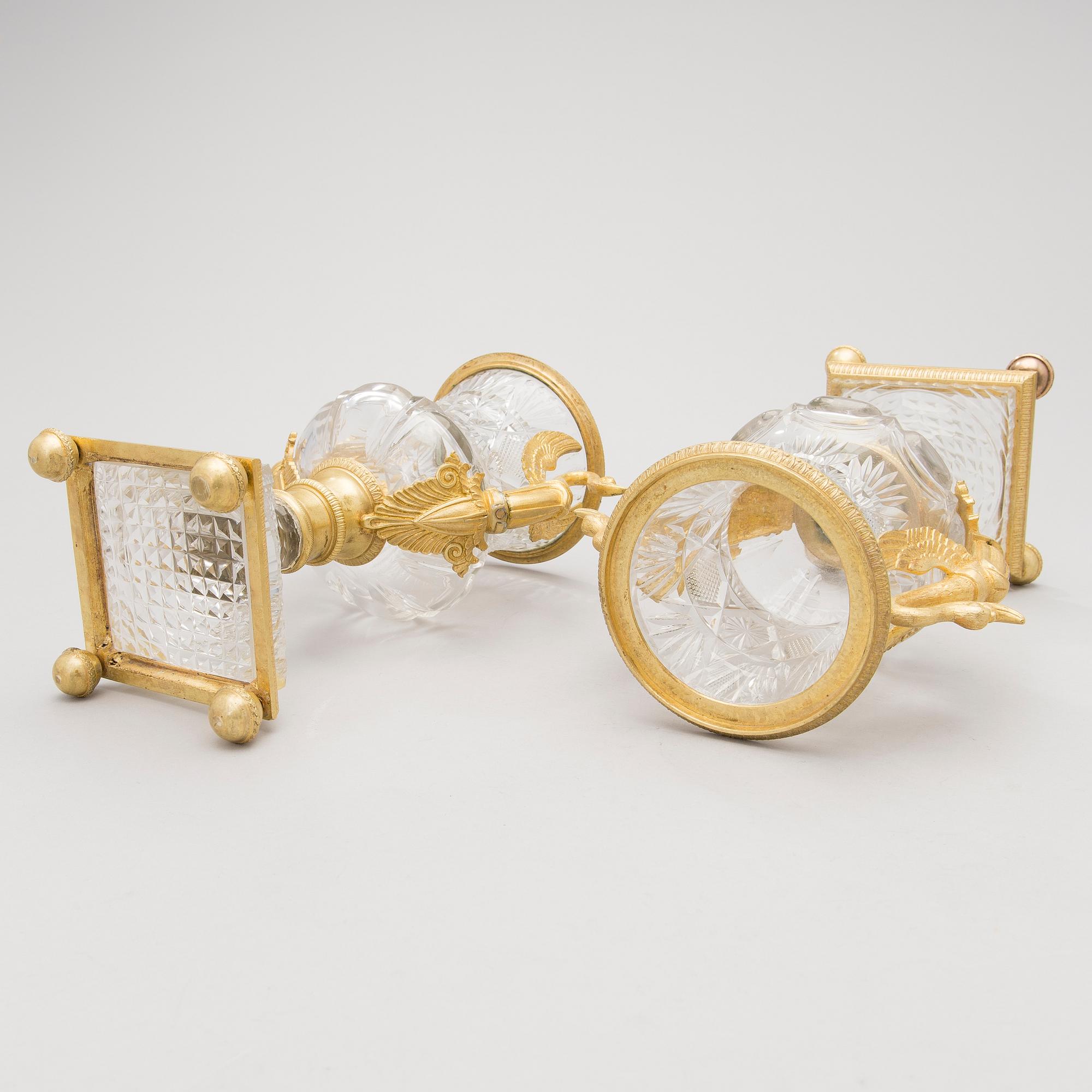 URNOR, ett par, empirestil, Ryssland, 1900-talets början.