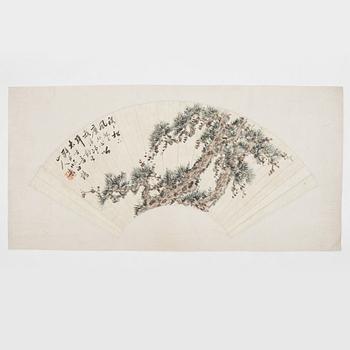 Oidentifierad konstnär, s.k. "Solfjädersmålning", Tall, Kina, 1900-tal.