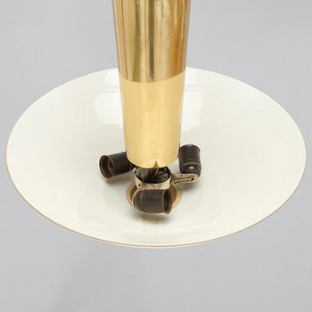 Paavo Tynell, taklampa, modell 9045 Idman 1900-talets mitt.