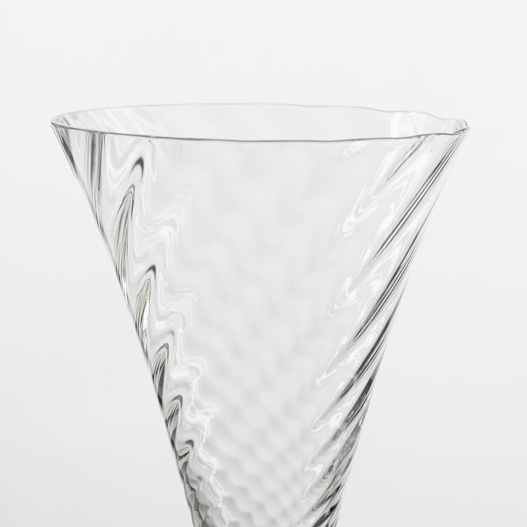 Gunnar Cyrén, a set of twelve 'Helena' champagne glasses, Orrefors.