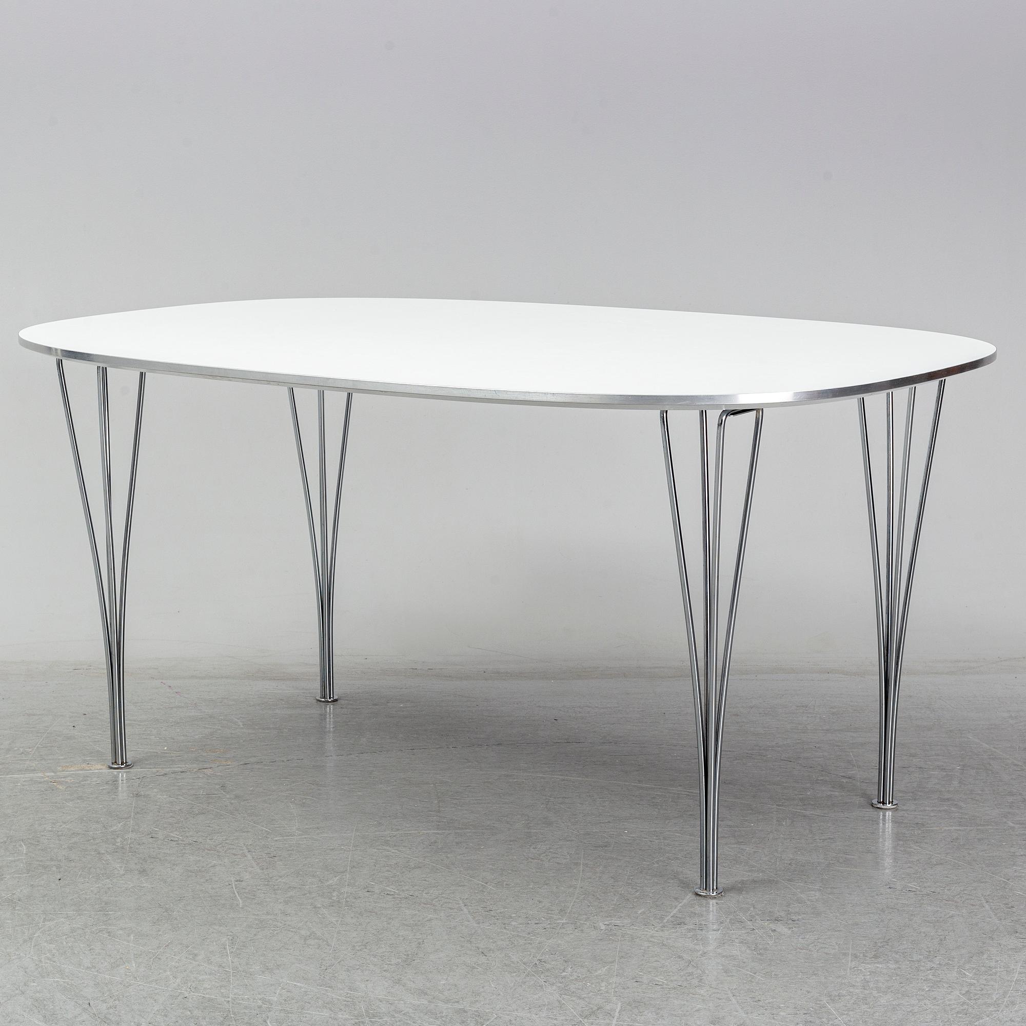 BRUNO MATHSSON & PIET HEIN, matbord, "Superellips", Fritz Hansen, Danmark.