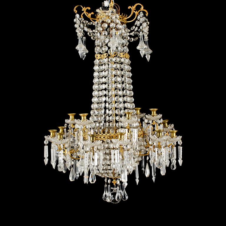 LJUSKRONA, oscariansk, 1800-talets slut. Höjd ca 95 cm.