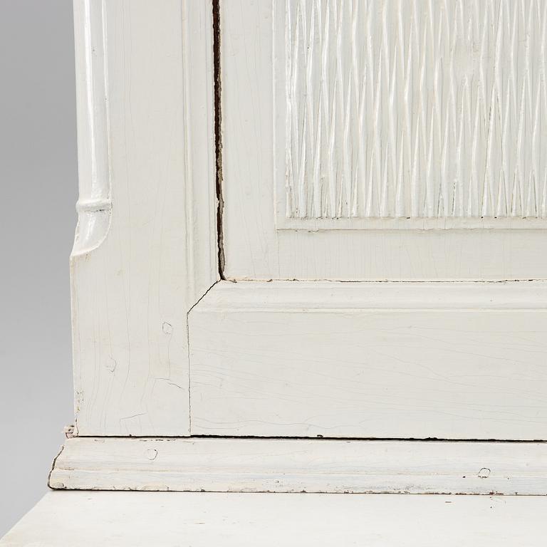 A late Gustavian cabinet, circa 1800.