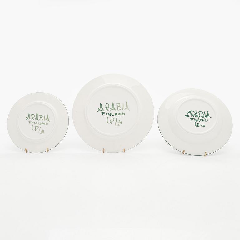 Ulla Procopé, lautasia, 30 kpl, "Purpurijenkka", signeeratut Arabia Finland UP.