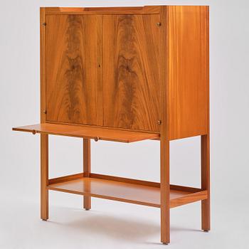 Josef Frank, cabinet, model B 2135, Svenskt Tenn, 1980s/90s.