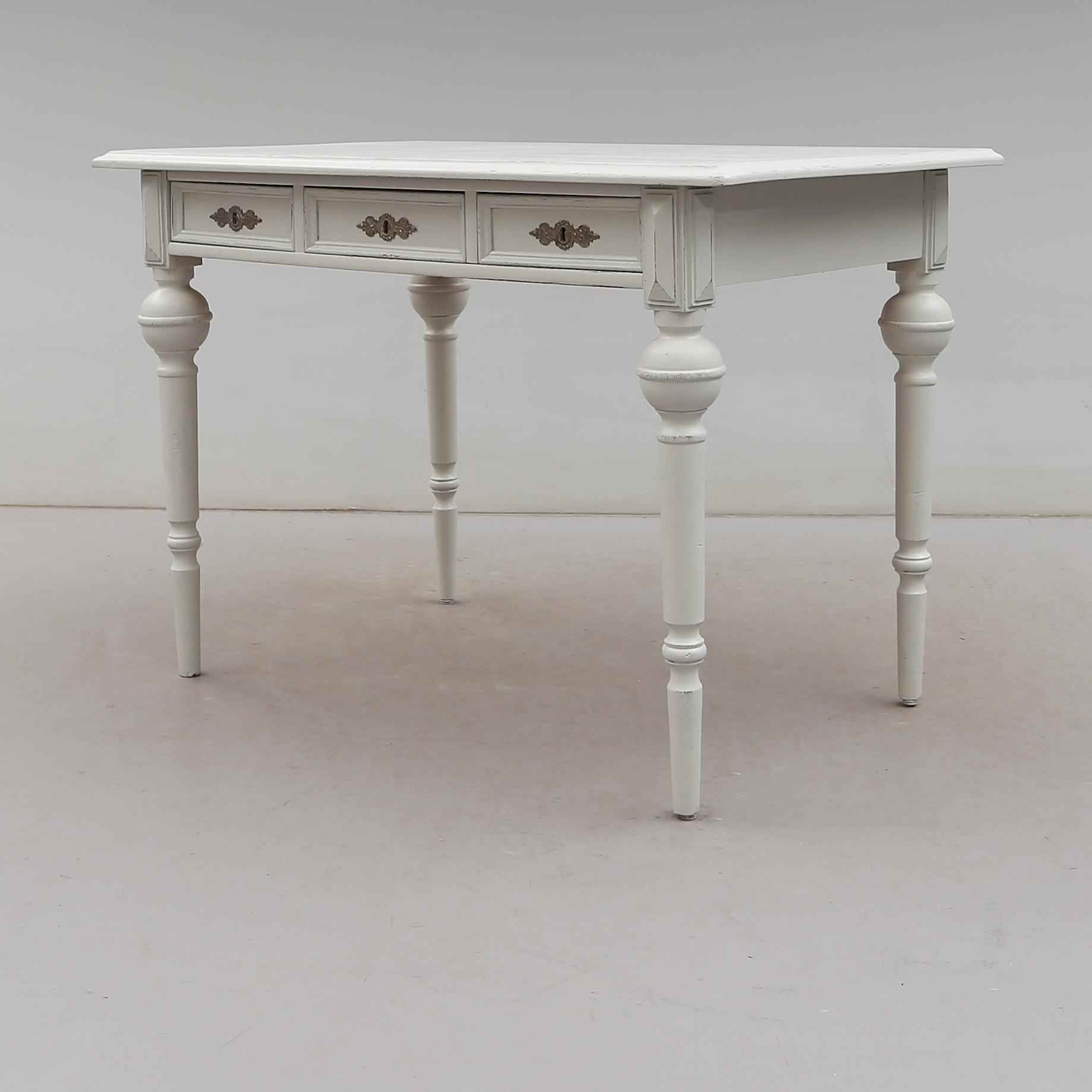 SKRIVBORD, 1800-talets andra hälft.