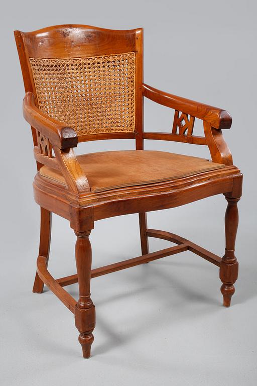 KARMSTOL, sent 1800-tal.