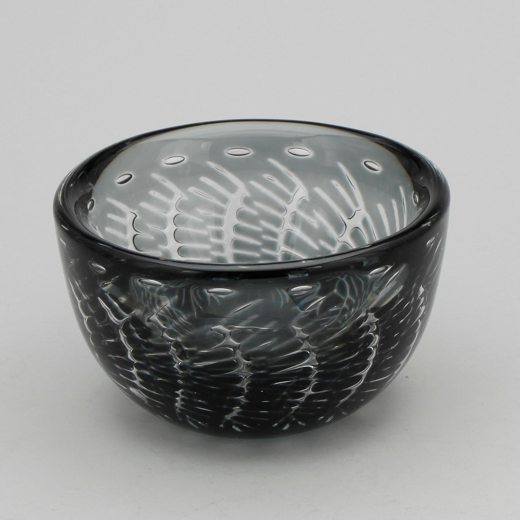 SKÅL. Glas. Ariel. Ingeborg Lundin. Orrefors. Signerad.