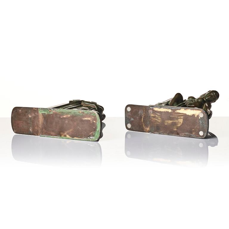 Axel Gute, a pair of Swedish Grace bronze bookends, Herman Bergman konstgjuteri, Stockholm 1920s.