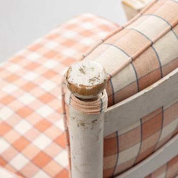 Karmstolar, ett par, gustaviansk stil, sk Gripsholmsfåtöljer. 1900-tal.