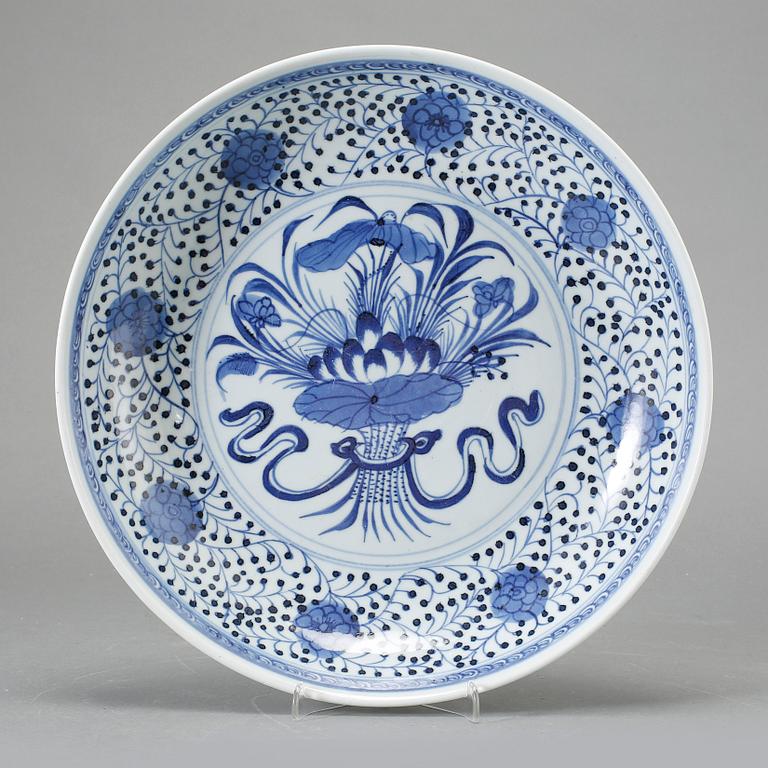 SKÅLFAT, porslin, Kina, modern tillverkning.