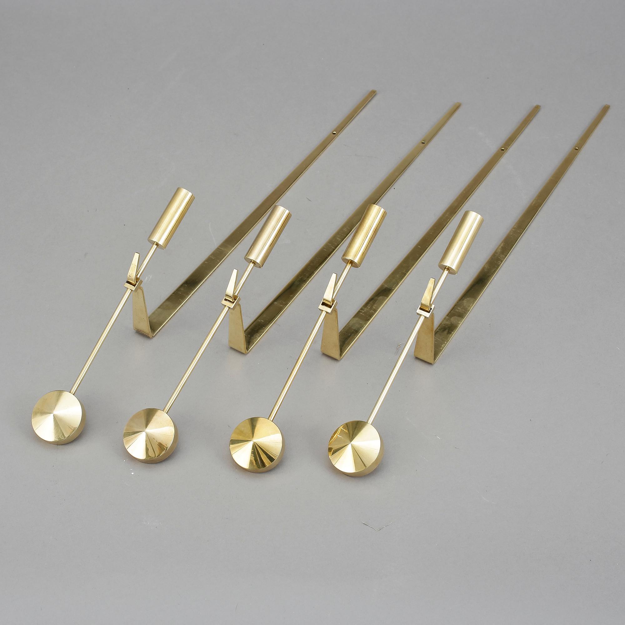 VÄGGLAMPETTER, 2 par, mässing, "Pendel", Pierre Forsell, Skultuna, 1900-talets andra hälft.