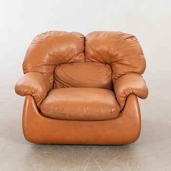 Armchair, leather, Italy, 1970s-80s.