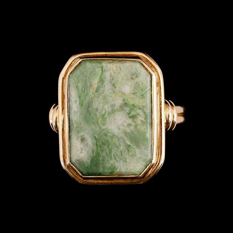 RING, 18 k guld, ABJ Stockholm. Total vikt 7 g.