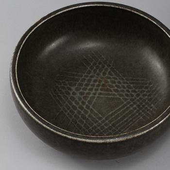 VAS och SKÅLAR, 3 delar, Carl Harry Stålhane, Designhuset och Rörstrand, 1900-talets andra hälft.