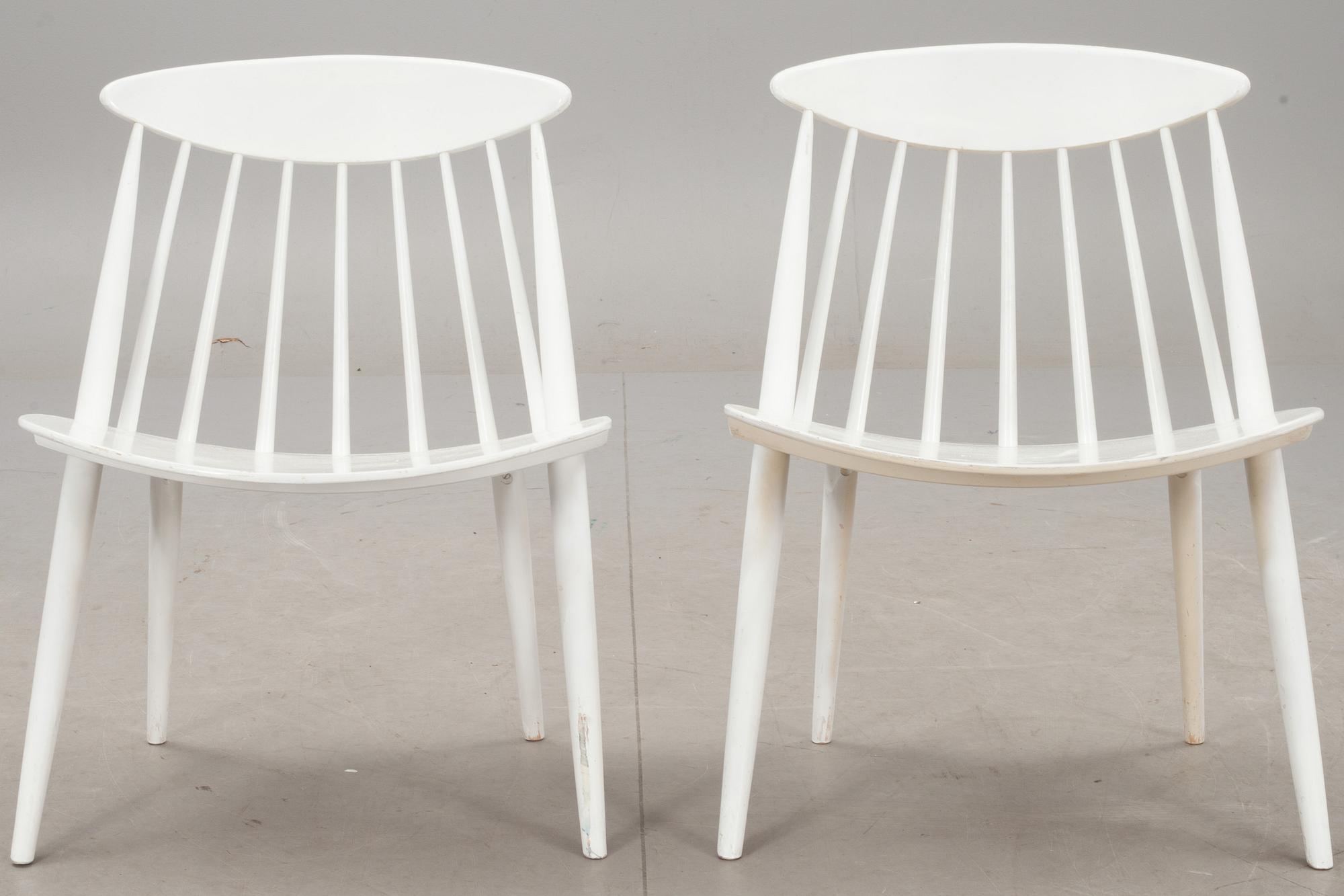 KARMSTOLAR, ett par, 1900-talets andra hälft.