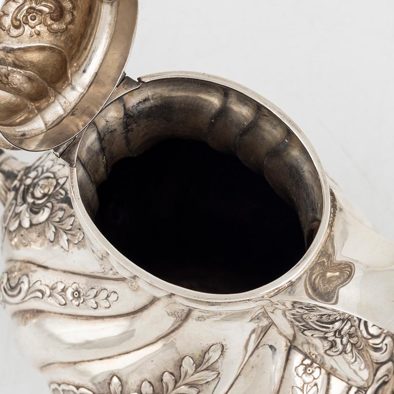 A 3-piece Rococo style silver 830 coffee service, Swedish import marks, 20th Century.