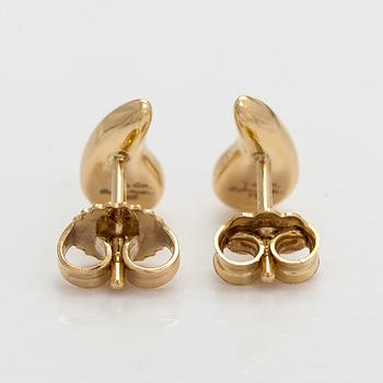 Tiffany & Co, Elsa Peretti, a pair of 18K gold "Teardrop" earrings.