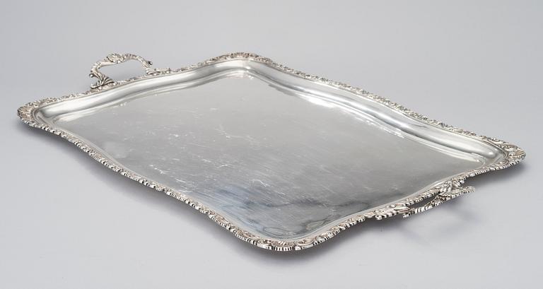 BRICKA, silver, S:t Petersburg, Johann Henricson 1802-1830, vikt 2520 g.