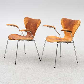 Arne Jacobsen, stolar, 8 st, "Sjuan", Fritz Hansen, Danmark, 1980-tal.