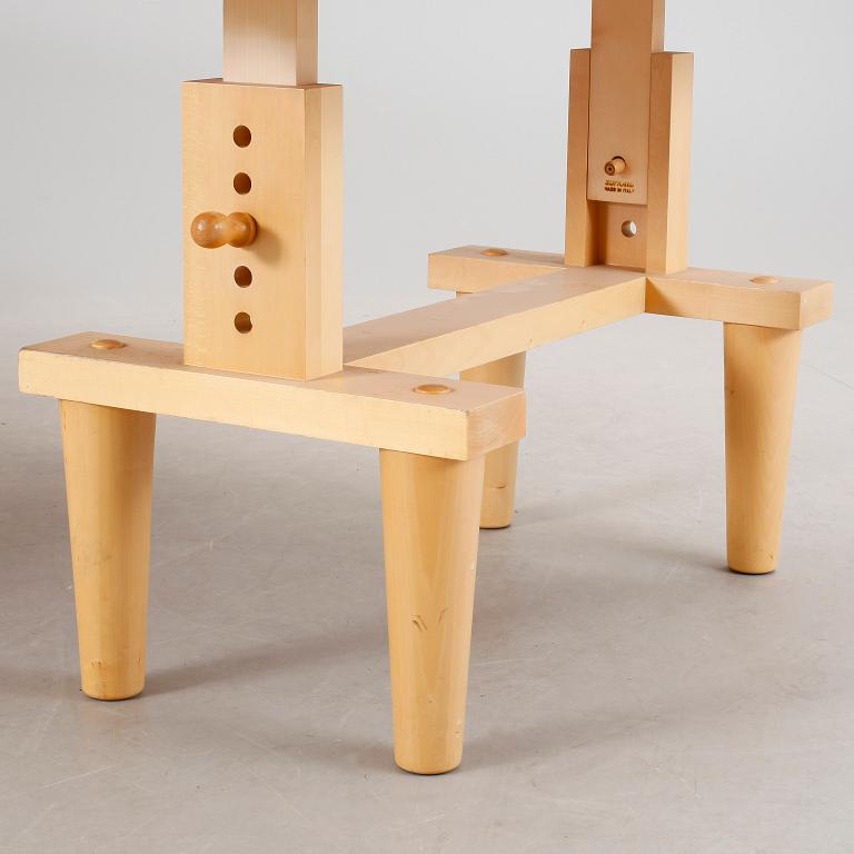 BORD, "Bramante", Achille Castiglioni, Pier Giacomo Castiglioni, Zanotta, Italien.