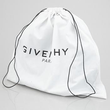 Givenchy, an 'Antigona' handbag, 2016.