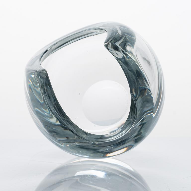 Aimo Okkolin, konstglas, "Gaffel", signerad Riihimäen Lasi Oy A. Okkolin.