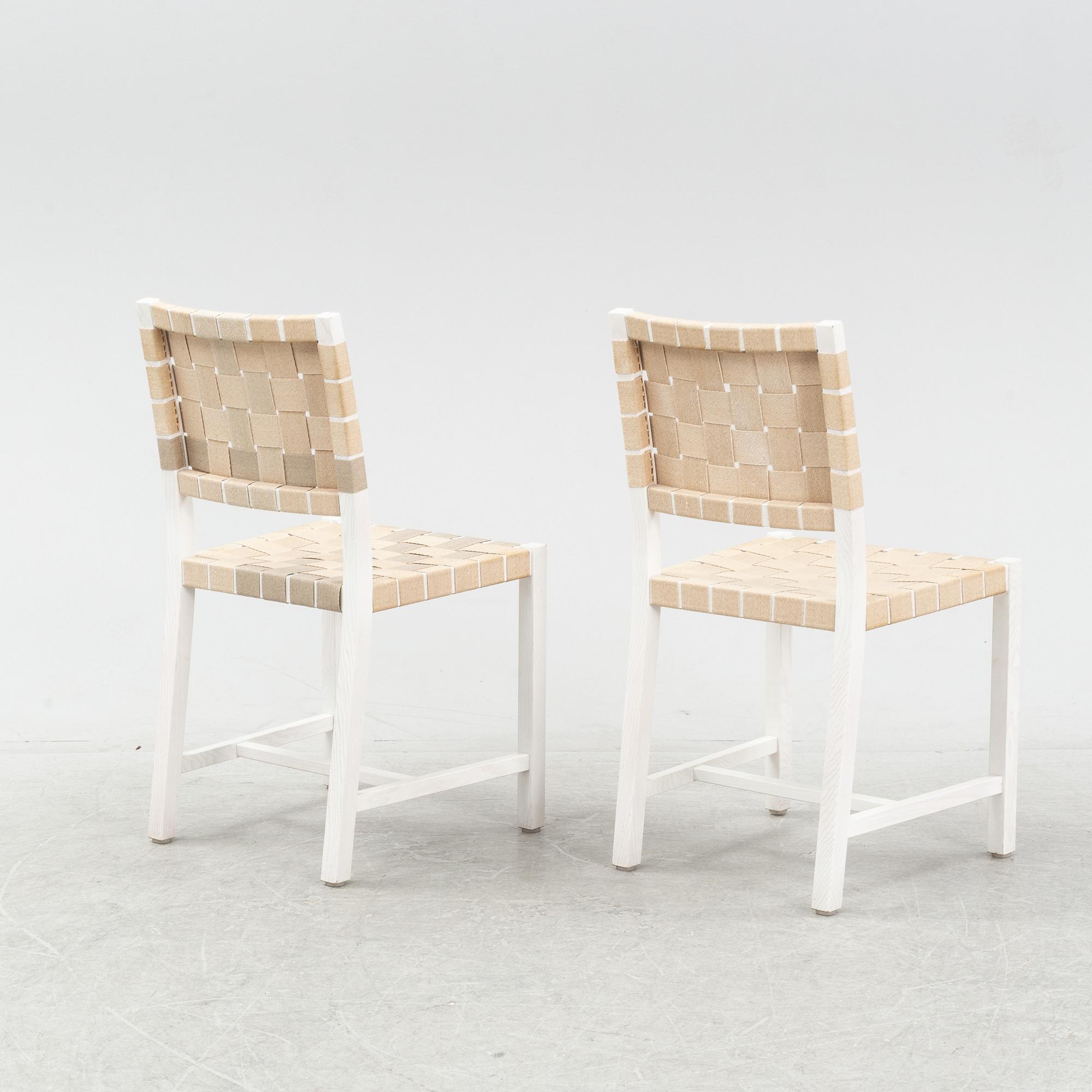 Kerstin Olby, a set of 6 'Lin' chairs and a 'No Limit' dining table, 21st Century.