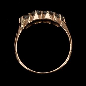 RING, guld 14K, diamanter tot. ca 1,10 ct. S:t Petersburg, Ryssland sekelskiftet 1800/1900. Vikt 2,6 g.