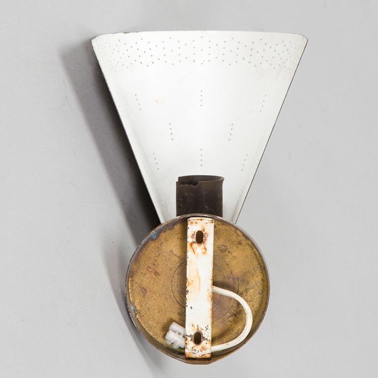 Paavo Tynell, vägglampa, modell K8-11, Idman 1900-talets mitt.