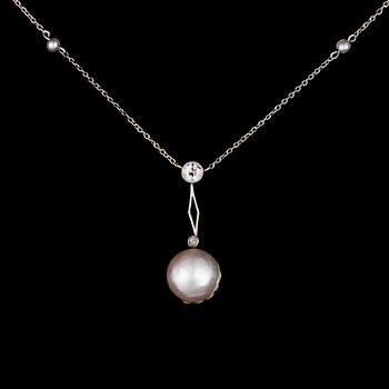 A PENDANT, platinum, diamond, pearl. Russian maker's marks, St Petersburg early 1900s.